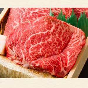松阪肉マル芯ステーキ 100g900円 200g×4枚
