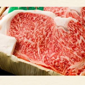 松阪肉ステーキ 100g2,000円 300g×4枚（サーロイン）